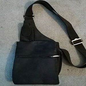 Adjustable Travelon cross body travel purse